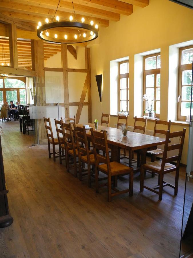 Gaestehof Cafe Im Schafstall Barsinghausen Bagian luar foto